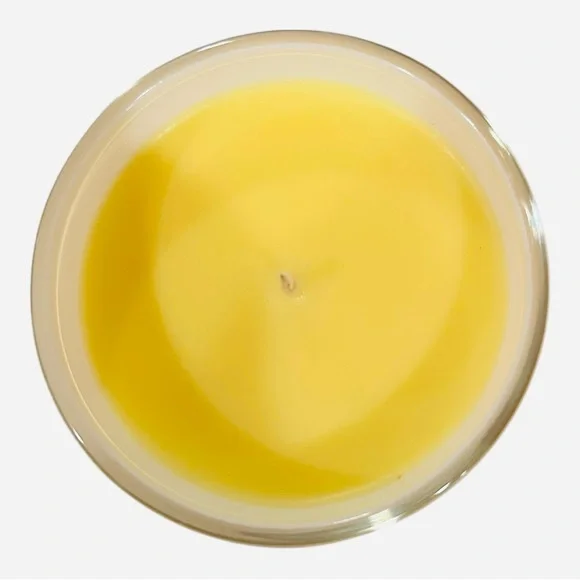 🎄New in Box Kendra Scott Mother of Pearl Signature 8oz Candle Soy - Picture 2 of 7